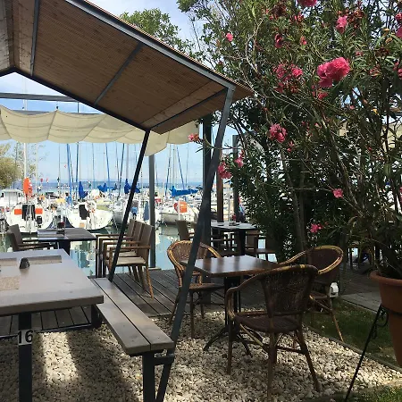Guest house Calypso Lakeside & Lux 4*