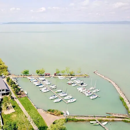 Гостевой дом Calypso Lakeside & Lux 4*