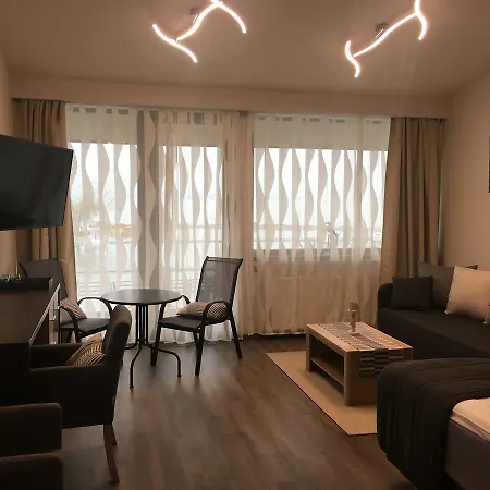 Calypso Lakeside & Lux Pensjonat Siófok
