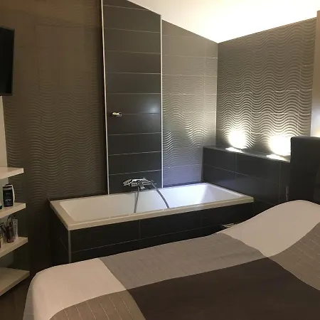 Calypso Lakeside & Lux Гостевой дом Шиофок