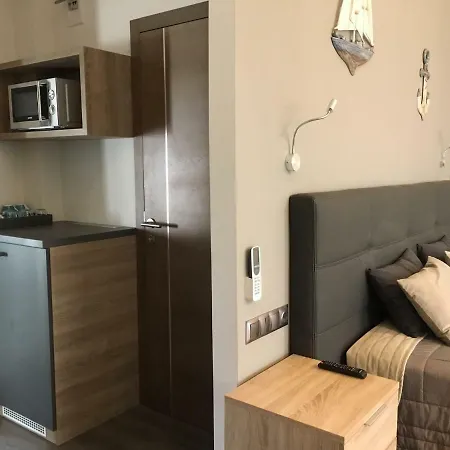 Calypso Lakeside & Lux Гостевой дом