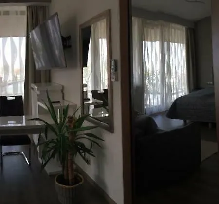 Calypso Lakeside & Lux