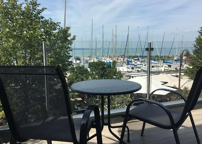 Гостевой дом Calypso Lakeside & Lux 4*