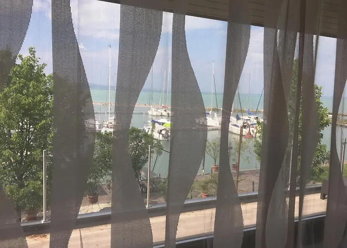 Гостевой дом Calypso Lakeside & Lux 4*