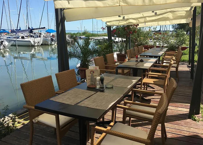 Vendégház Calypso Lakeside & Lux