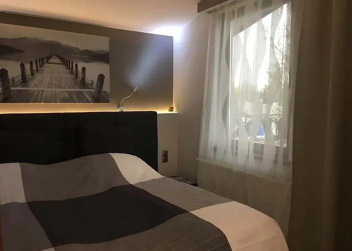 Vendégház Calypso Lakeside & Lux