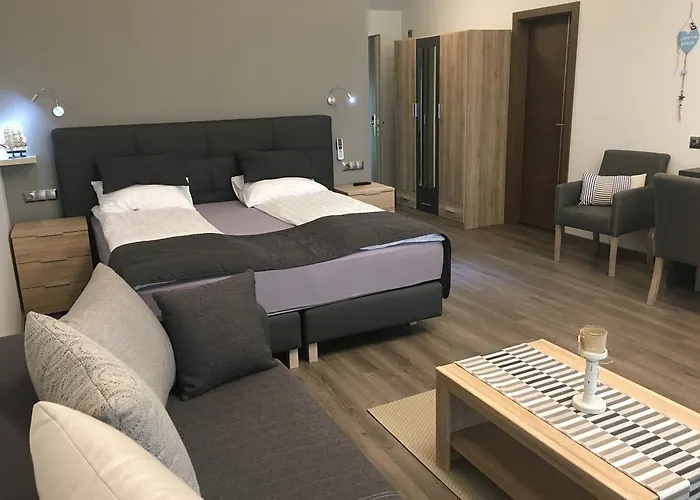Calypso Lakeside & Lux Гостевой дом